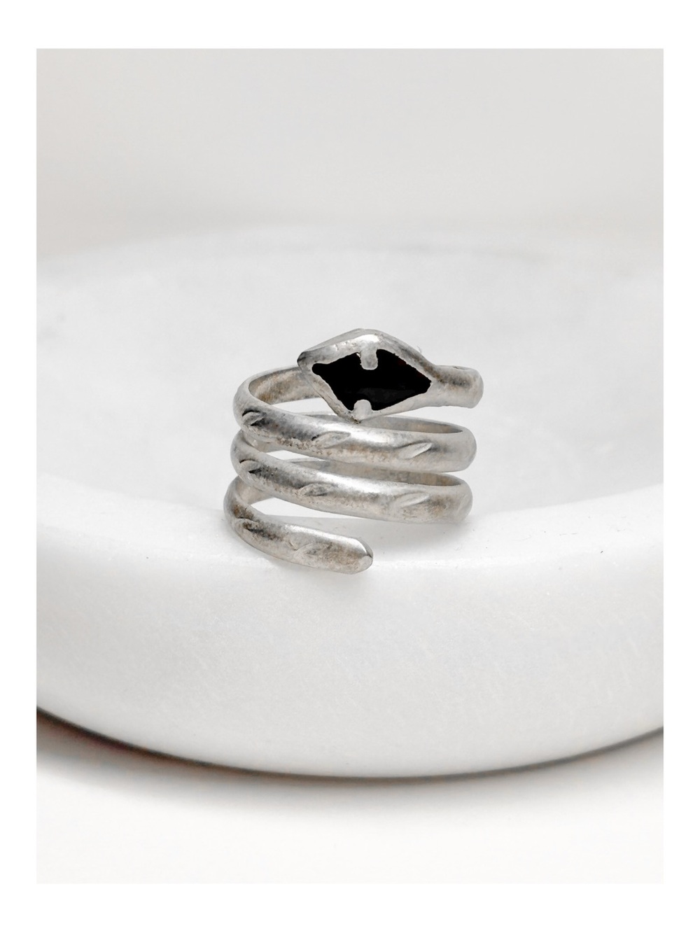 925 Sterling Silver & Black Onyx Snake Ring